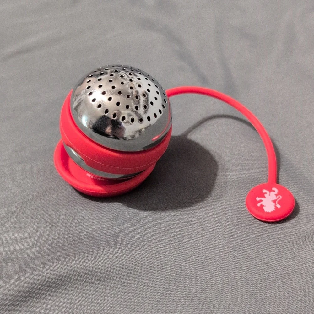 Red Gryffindor Tea Infuser Set - Picture 2 of 4